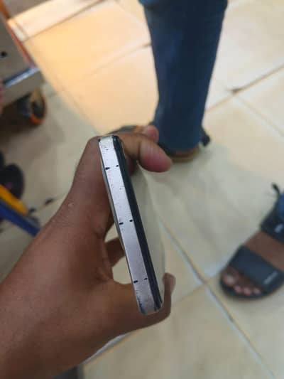Infinix smart 8 pro 128+4+4