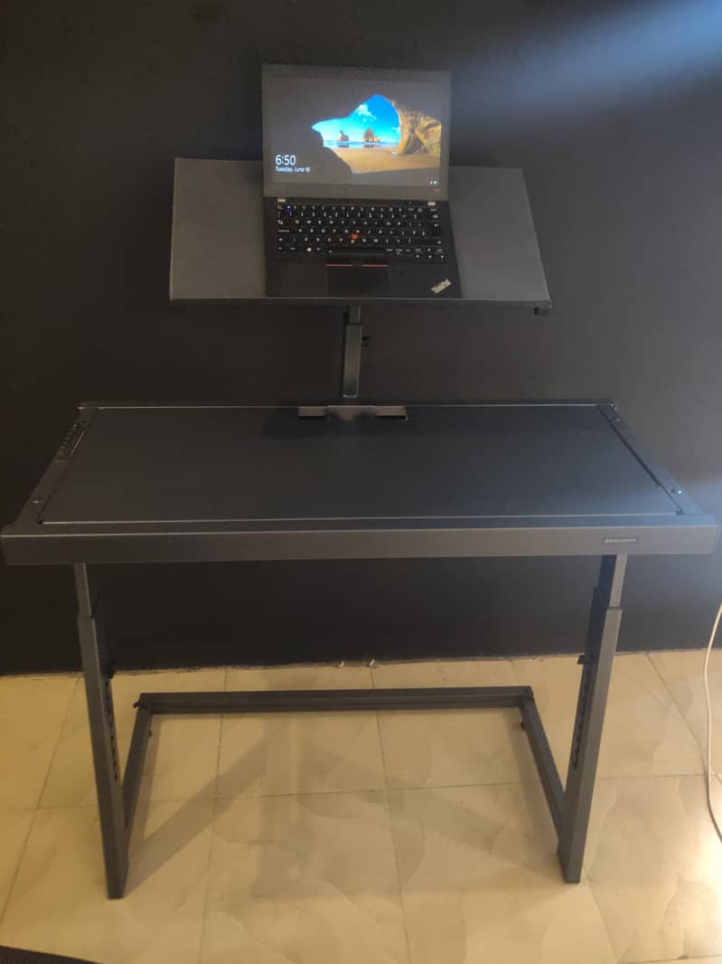 Height Adjustable Studio Table 3