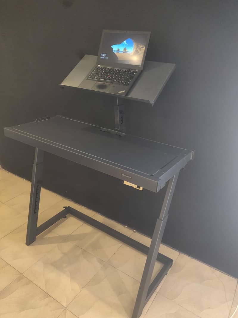 Height Adjustable Studio Table 9