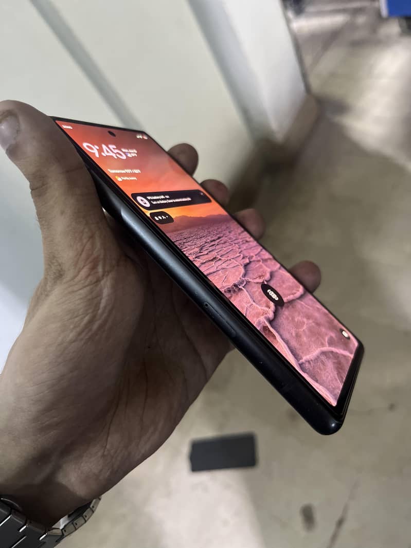 Google Pixel 7a 1