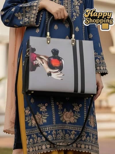Women,s printed Handbag.