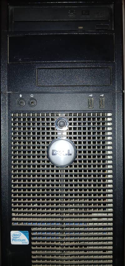 Dell Intel core 2 quad PC with 8 gb ram and 256gb storage