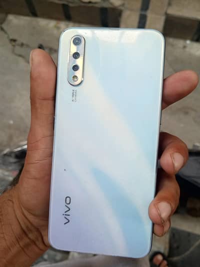 Vivo S1