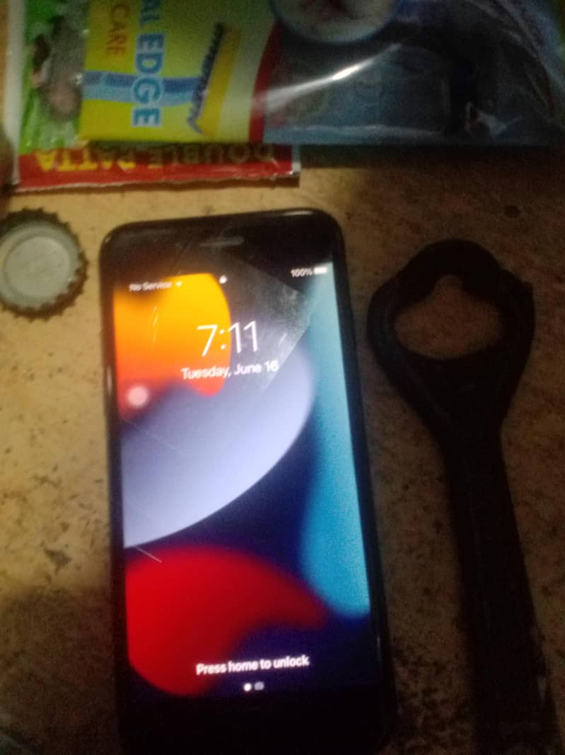 iPhone 7 3