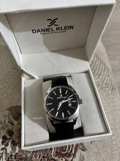 Daniel Klein Original Men’s Watch – Excellent Condition with Box