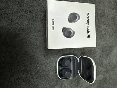 Samsung earbuds FE