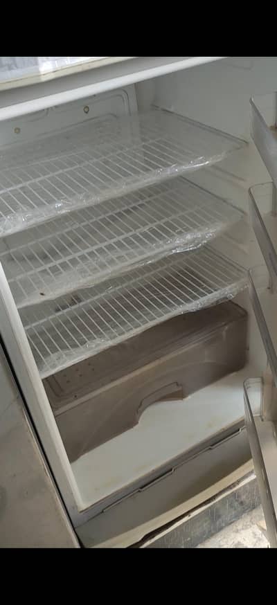 Medium size Fridge With perfect cooling