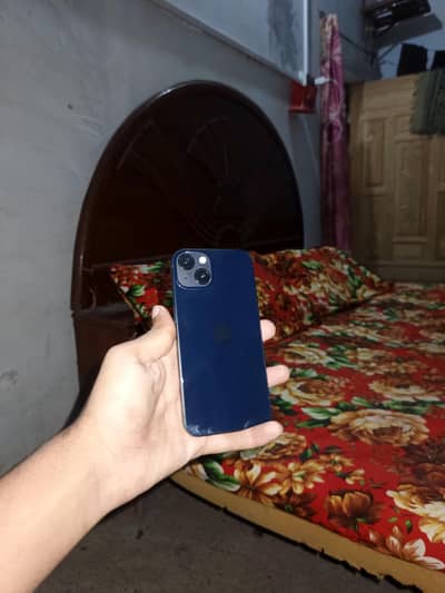 Apple iPhone 13 jv