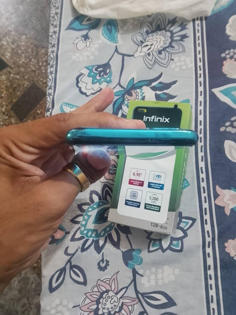 Infinix Note 8 4