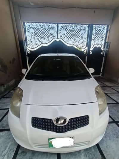 Toyota Vitz 2011