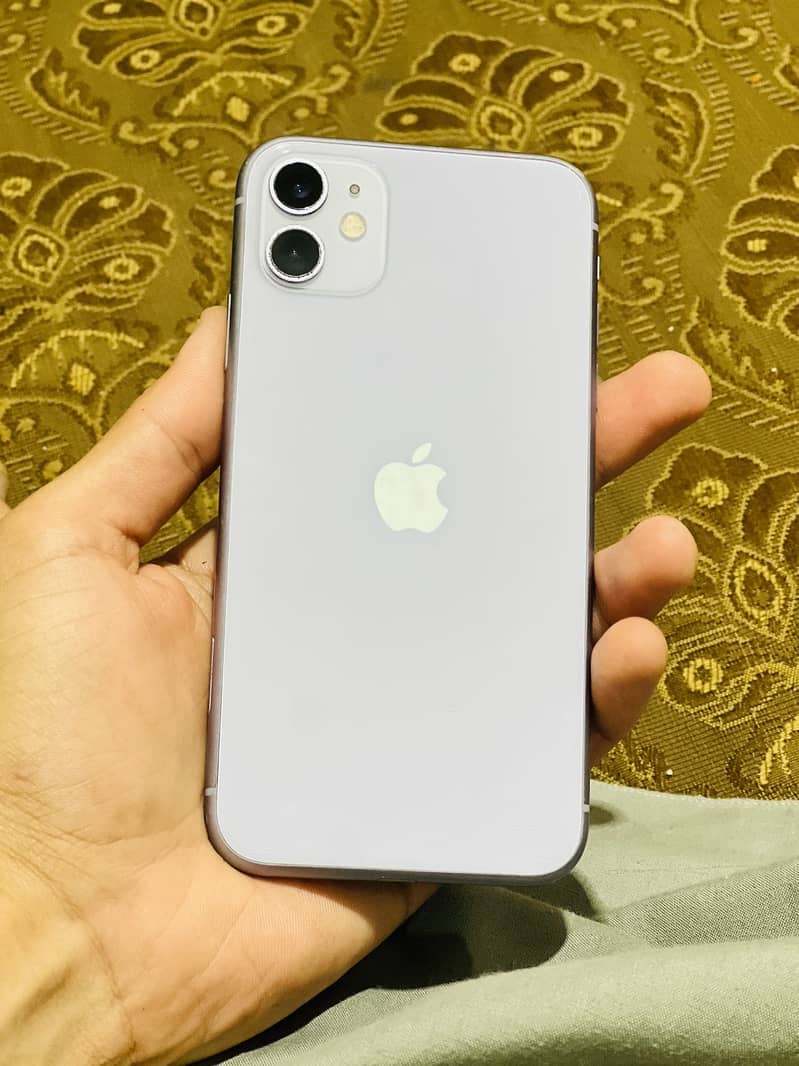 Apple iPhone 11 0