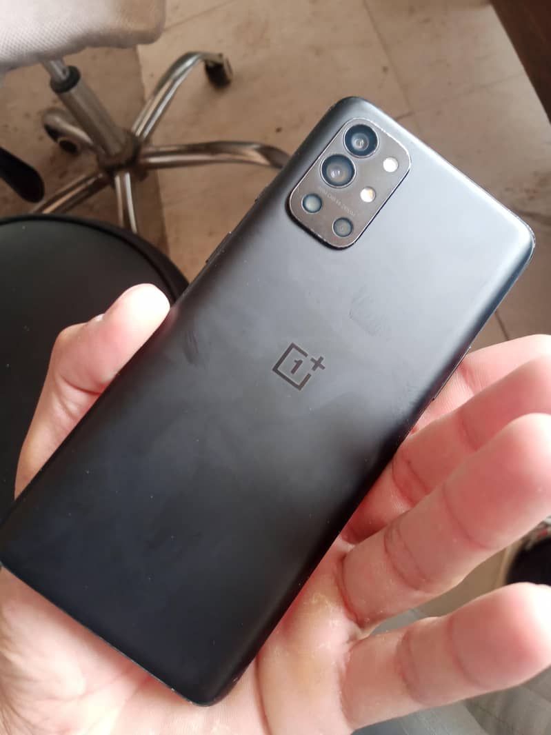 One Plus 9R 4