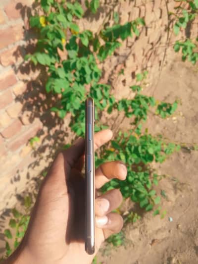 Apple iPhone XS