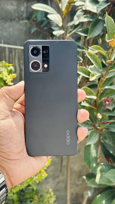 OPPO F21 Pro