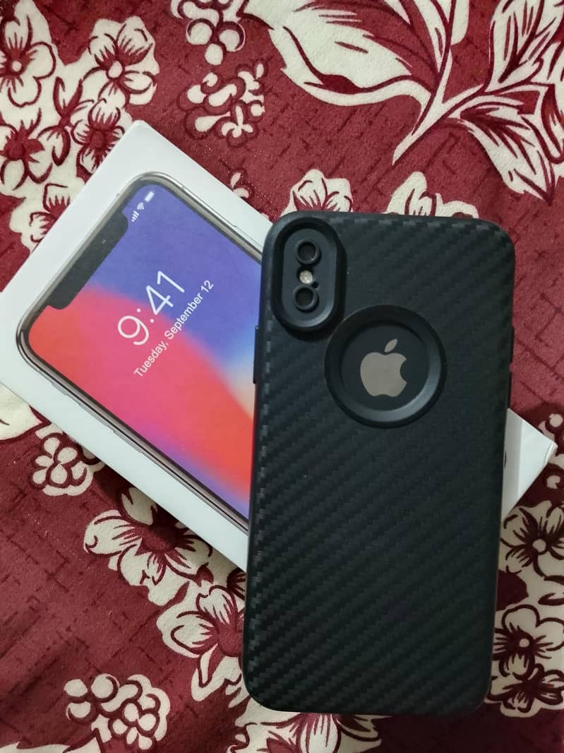 Apple iPhone X 0