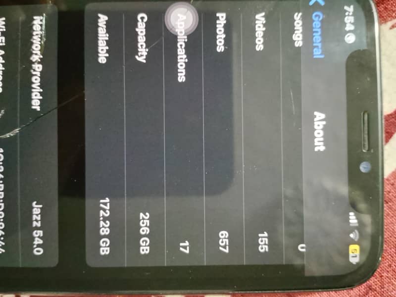 Apple iPhone X 4