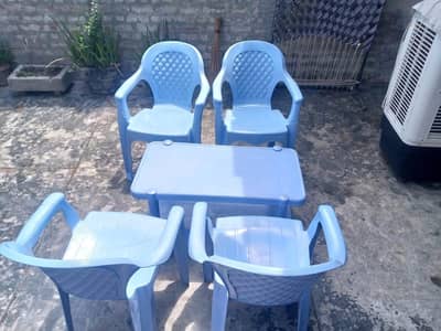 4 CHAIRS  1 TABLE