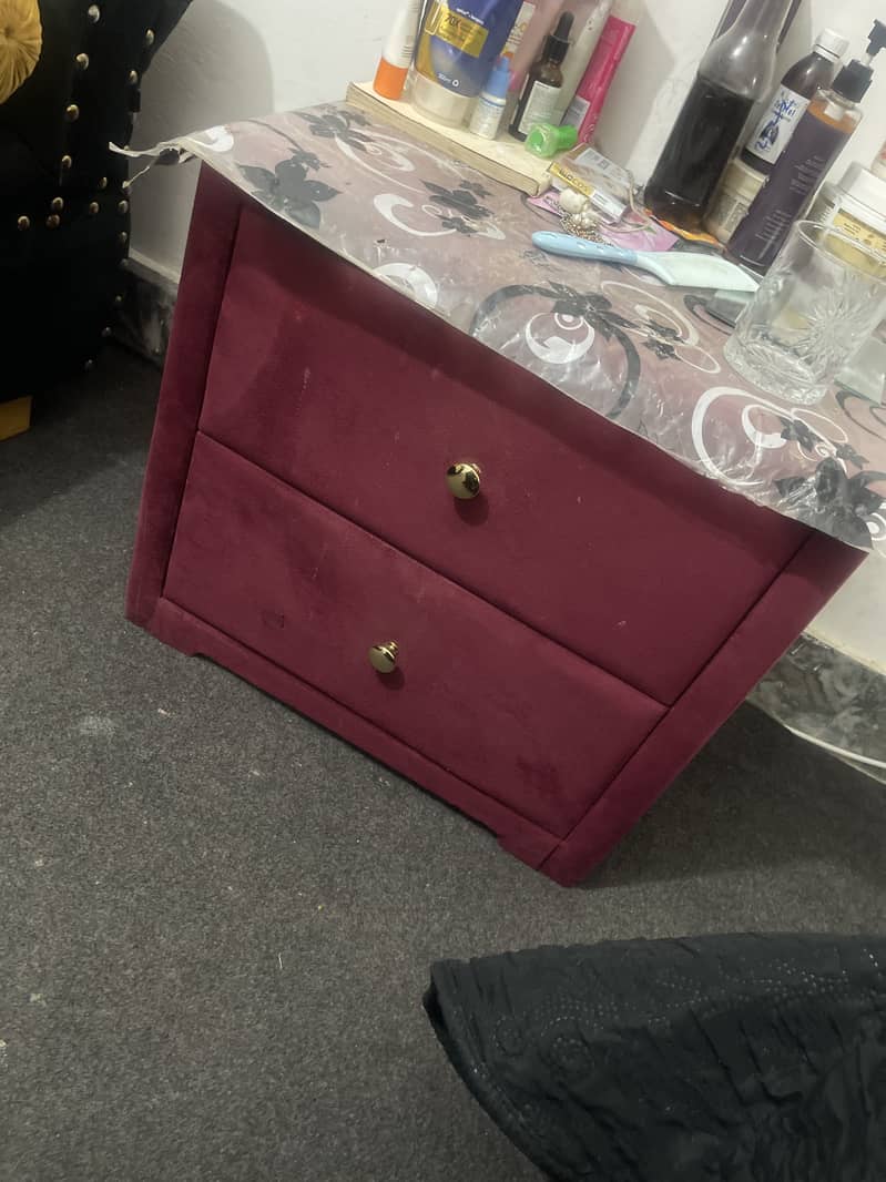 Bed plus side table 3