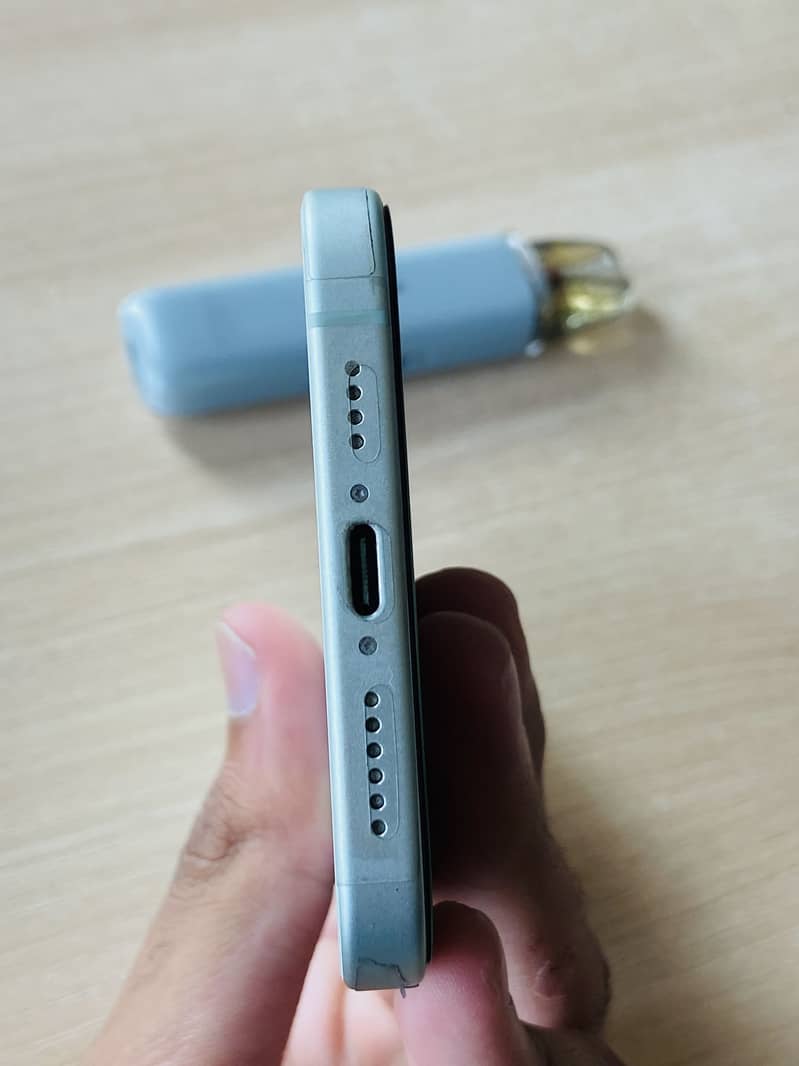 Iphone 15 plus 4