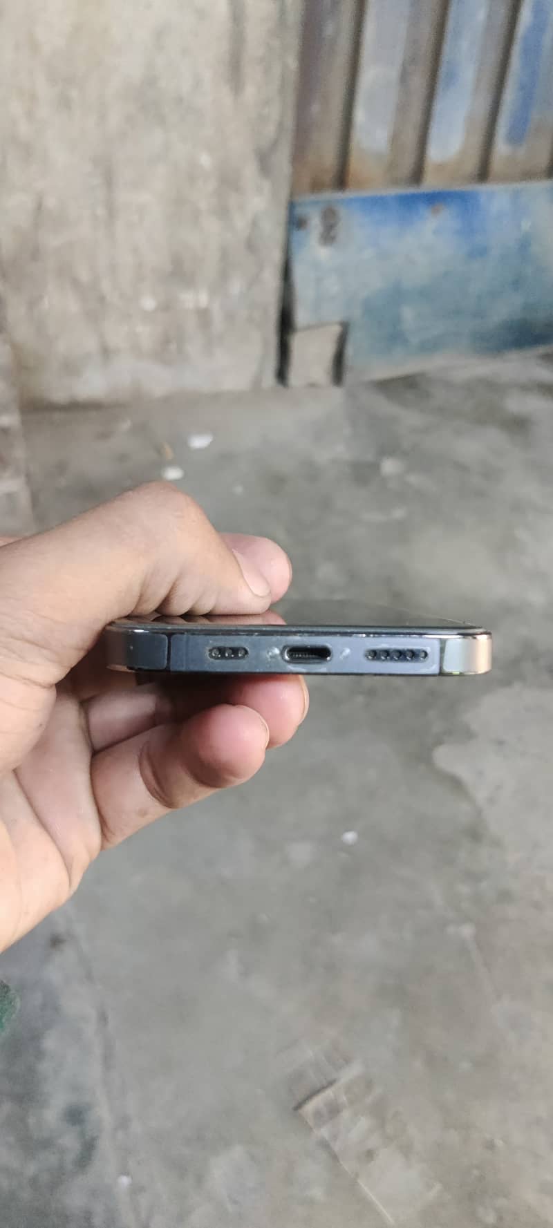 Apple iPhone 13 Pro 1