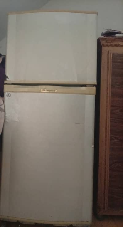 Dawlance medium size fridge