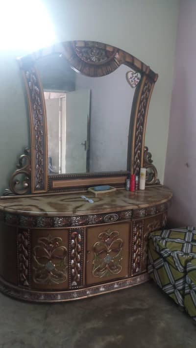 bedroom set all picecces