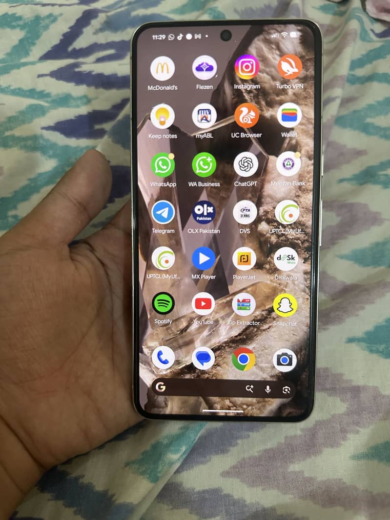 Google Pixel 8 Pro 1