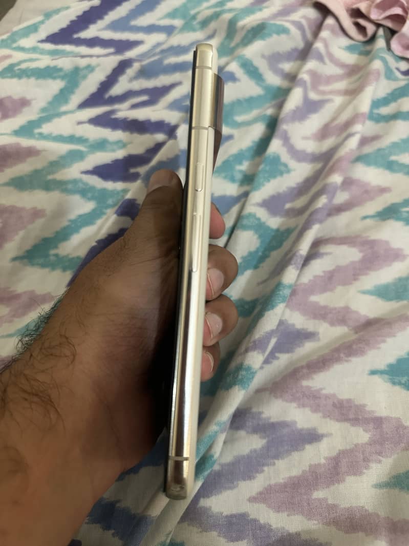 Google Pixel 8 Pro 3