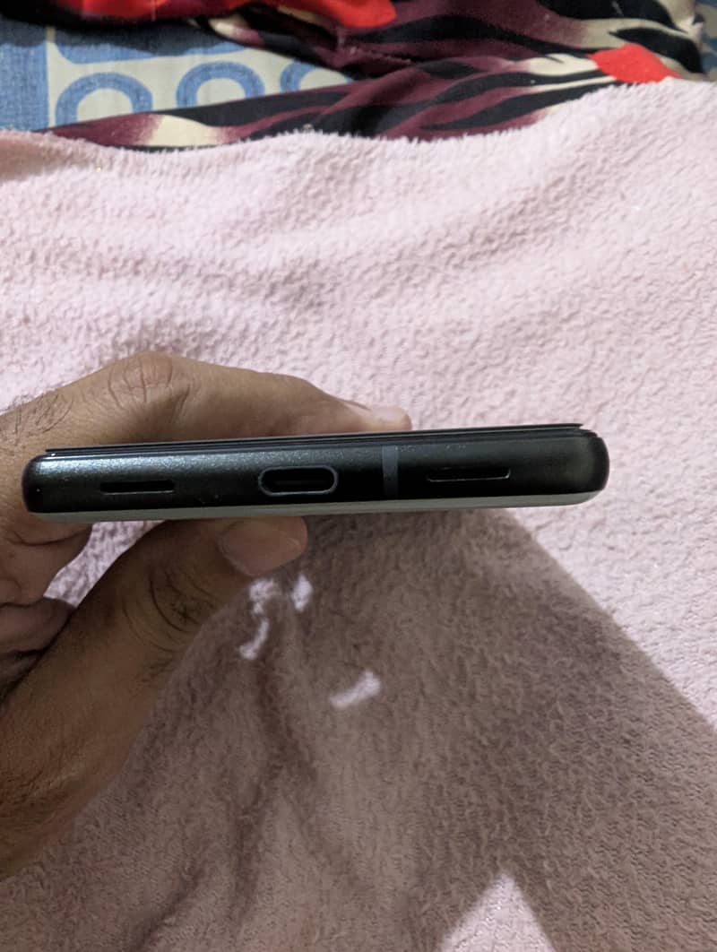 Google Pixel 6a 4