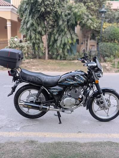 Suzuki GS150 SE