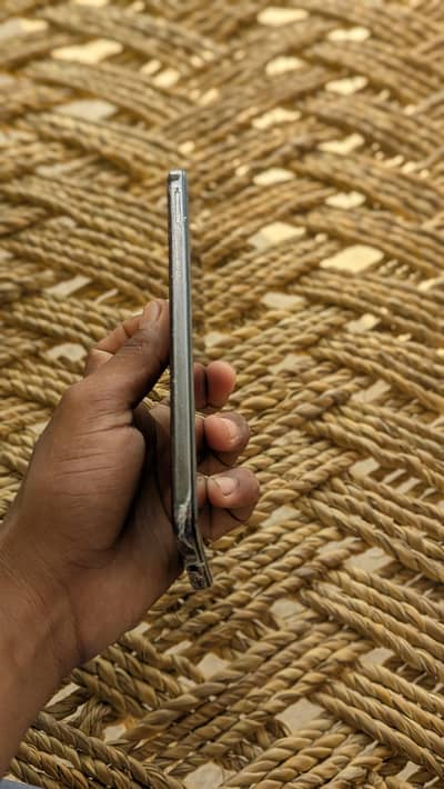 Vivo Y29
