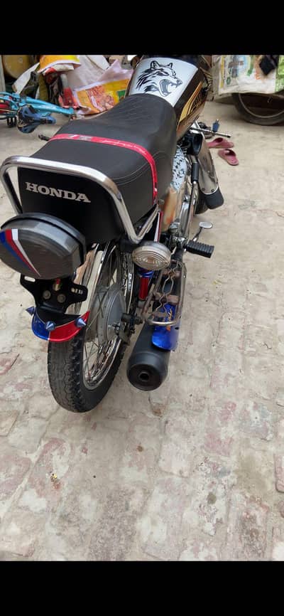 self start Honda 125 and gold condition 2025