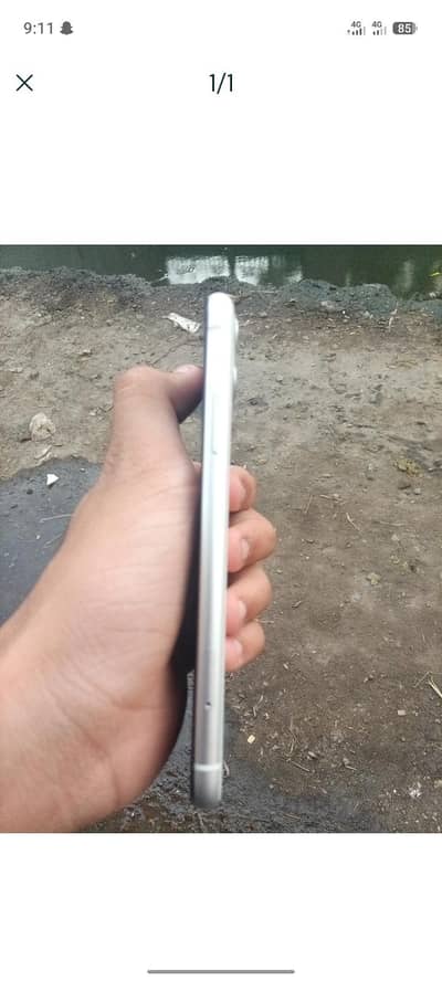 Apple iPhone 11