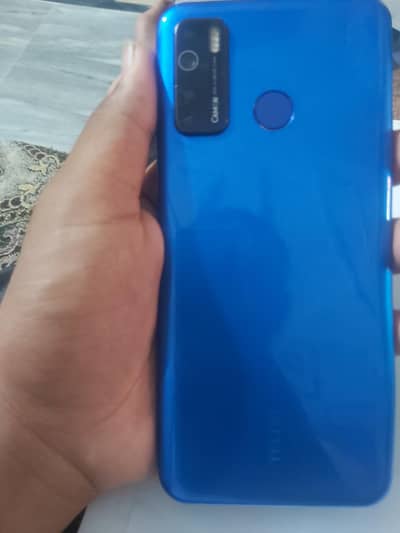 Tecno CAMON 15