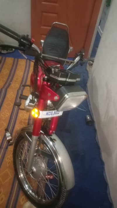 yahama bike full ok bike ha full new condition ma ha or modified huwa