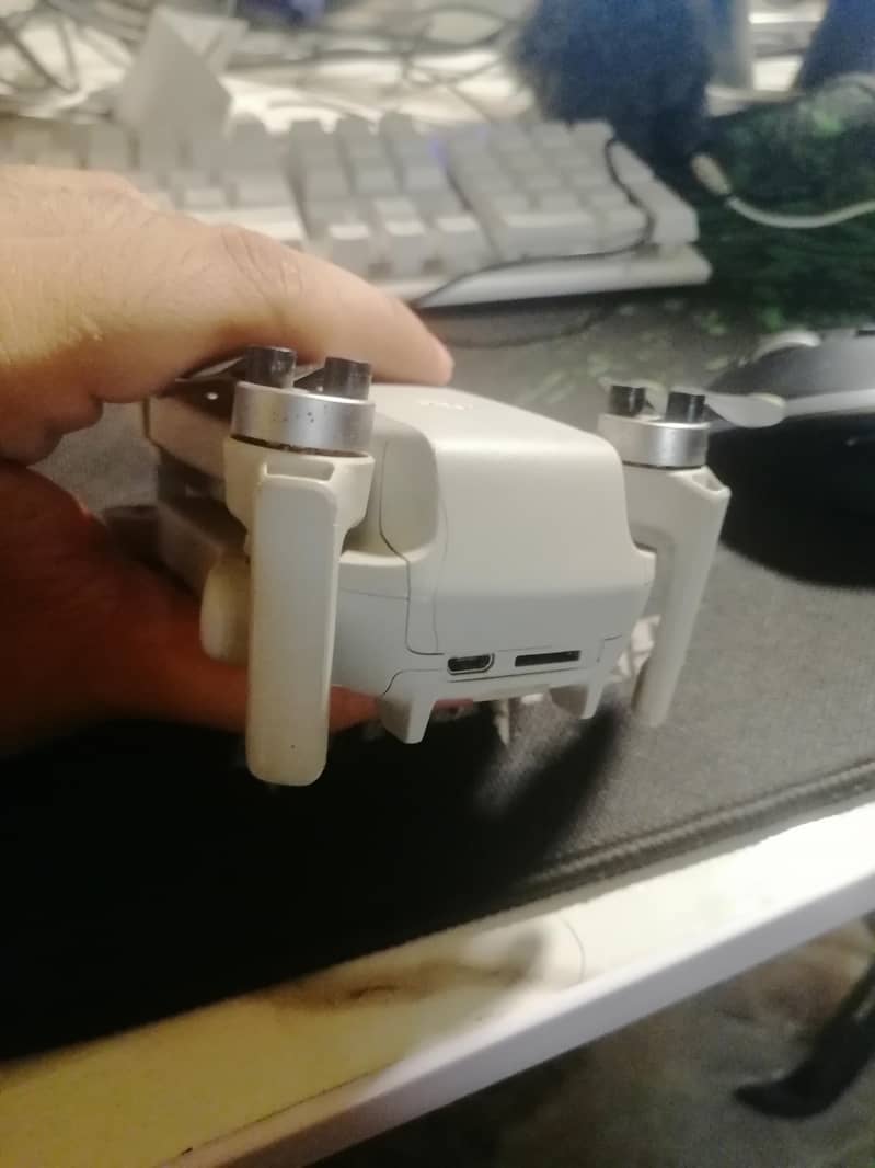 mavic mini dji 4