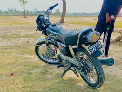 Honda CG 125 2025