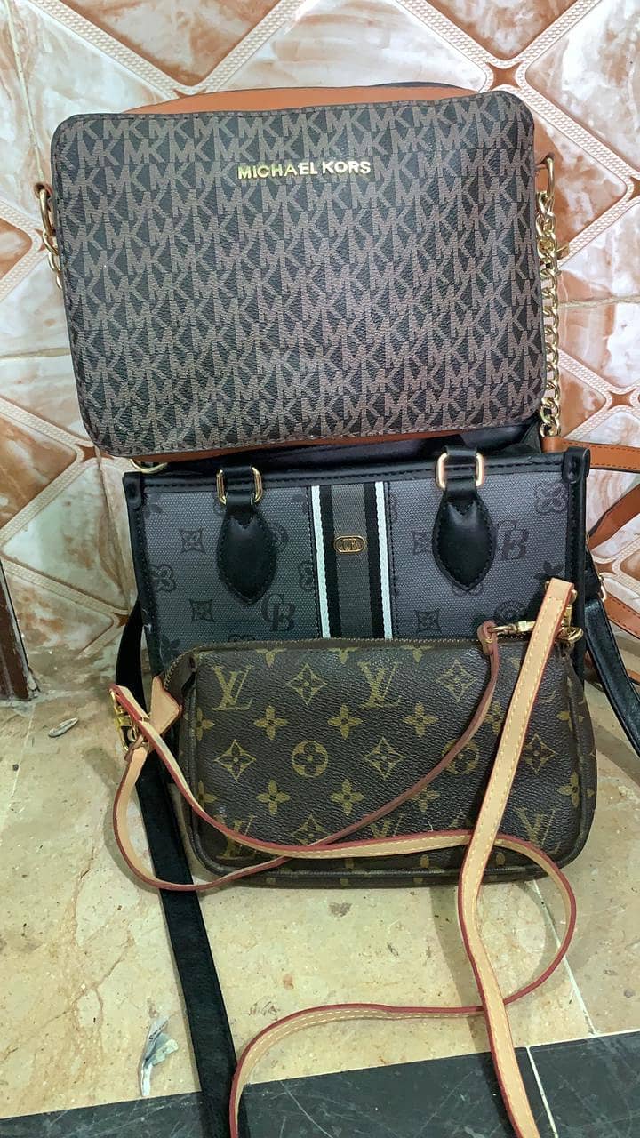 Handbag 0