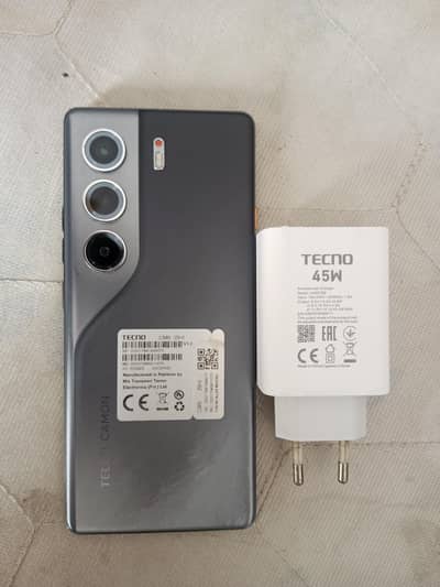 Tecno CAMON 40 Pro