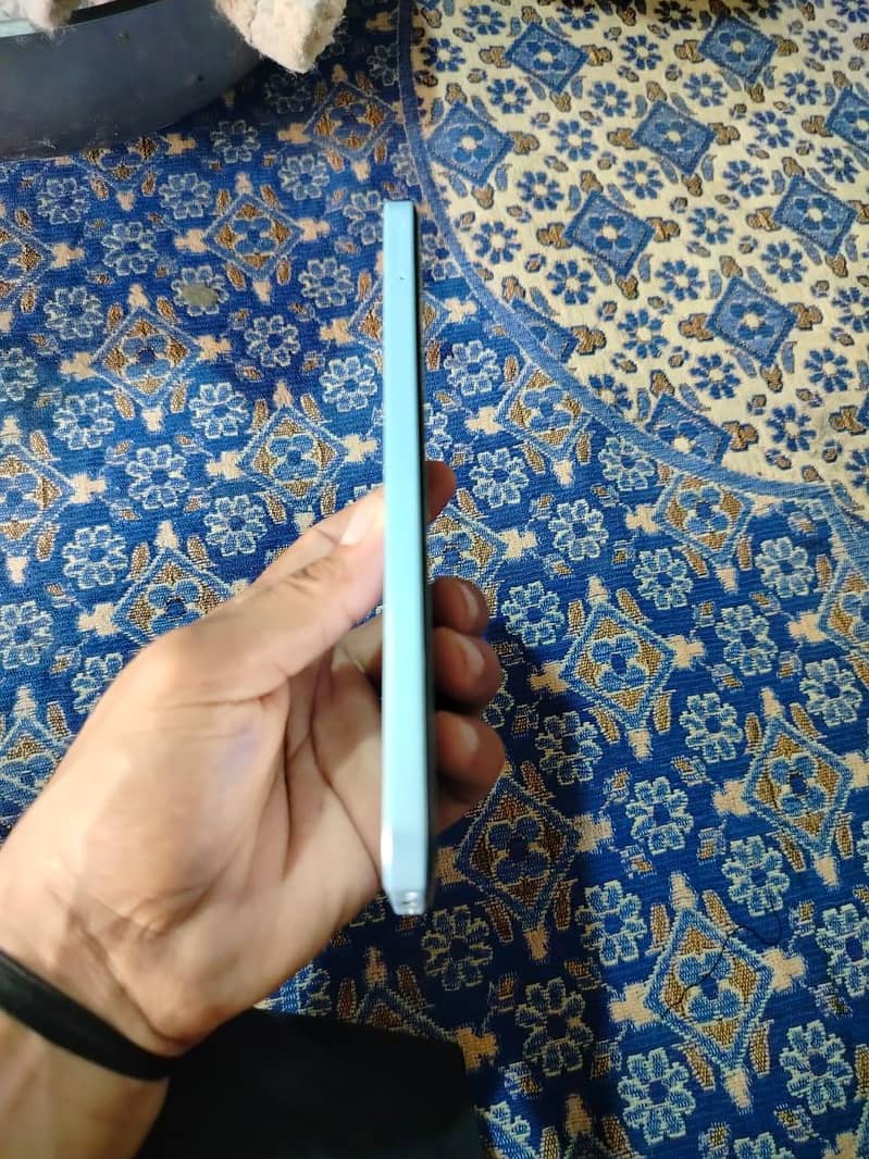 Realme Note 50 4