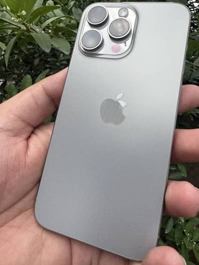 Iphone 15 pro max SimLocked