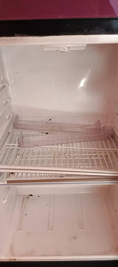 dawlance refrigerator