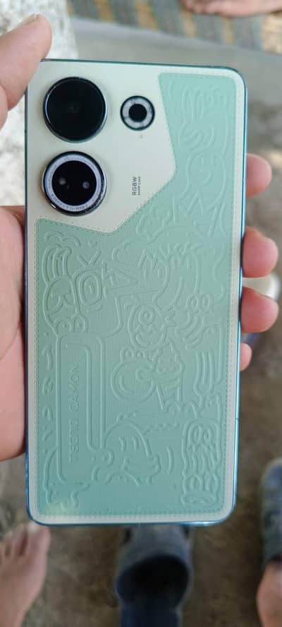 Tecno CAMON 20