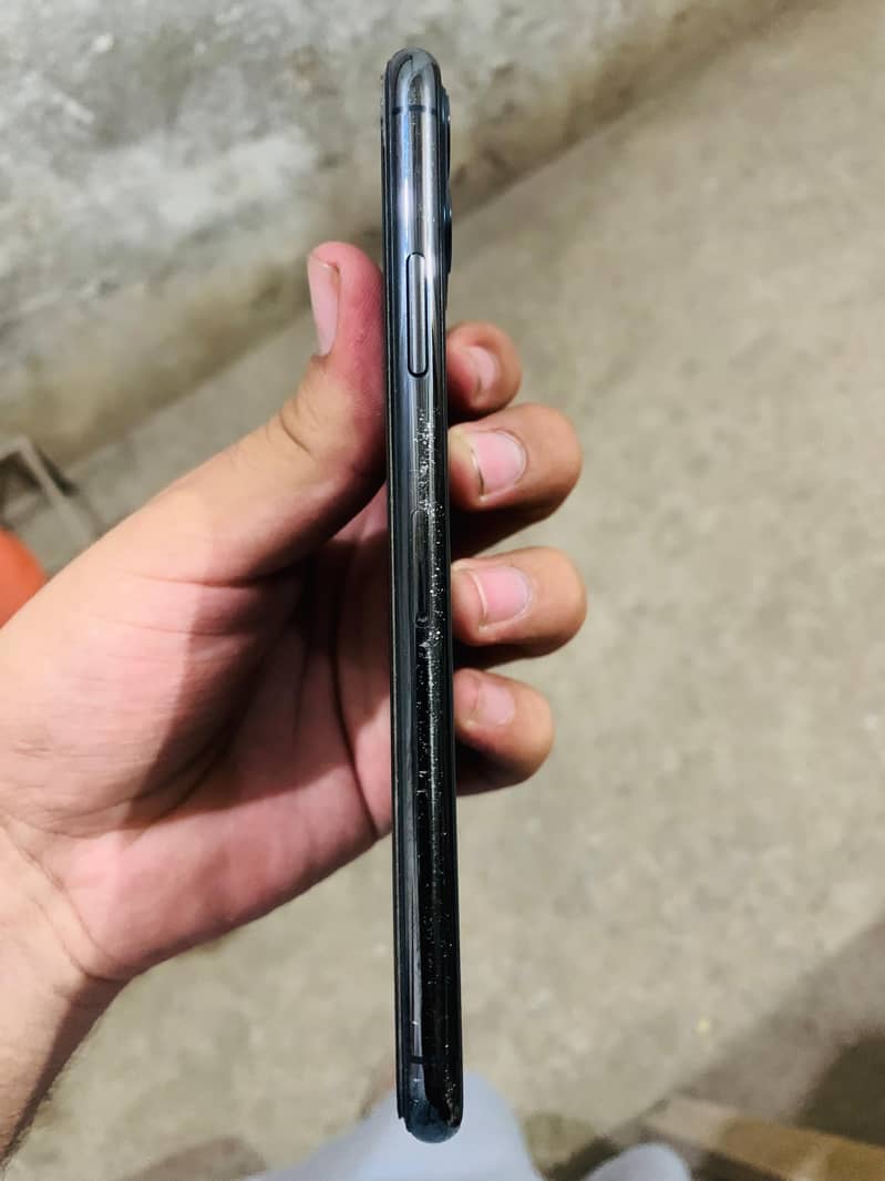 Iphone 11 pro max 5