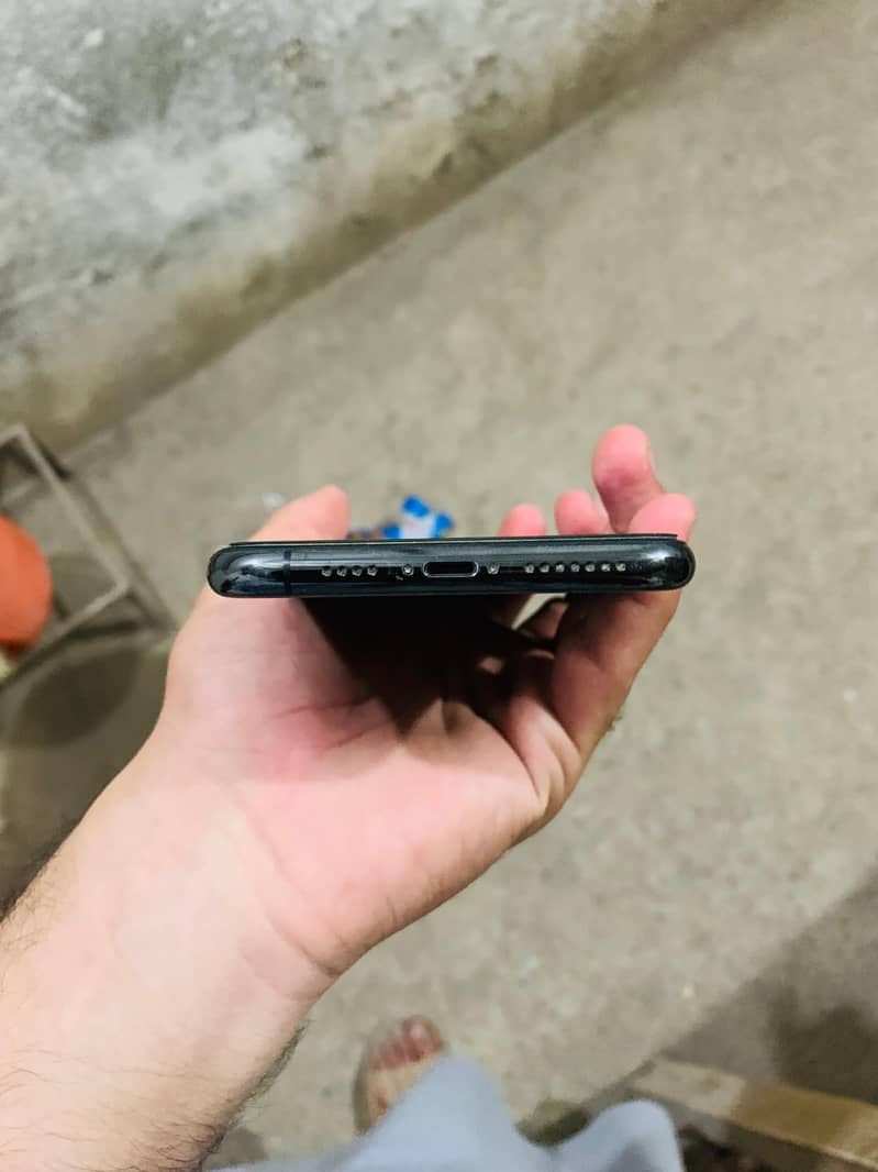 Iphone 11 pro max 6