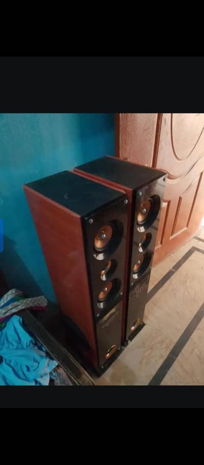 new audionic speaker Bluetooth copper 9 with box with remote