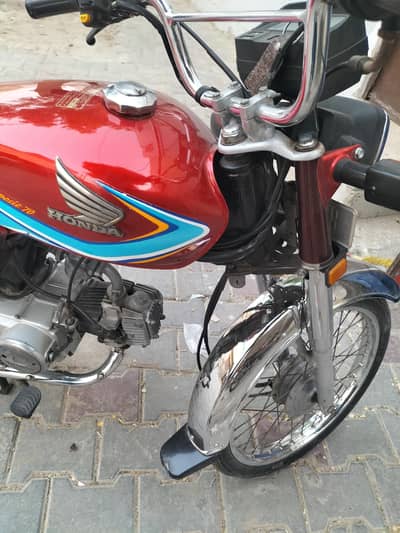 Honda CD70 2019