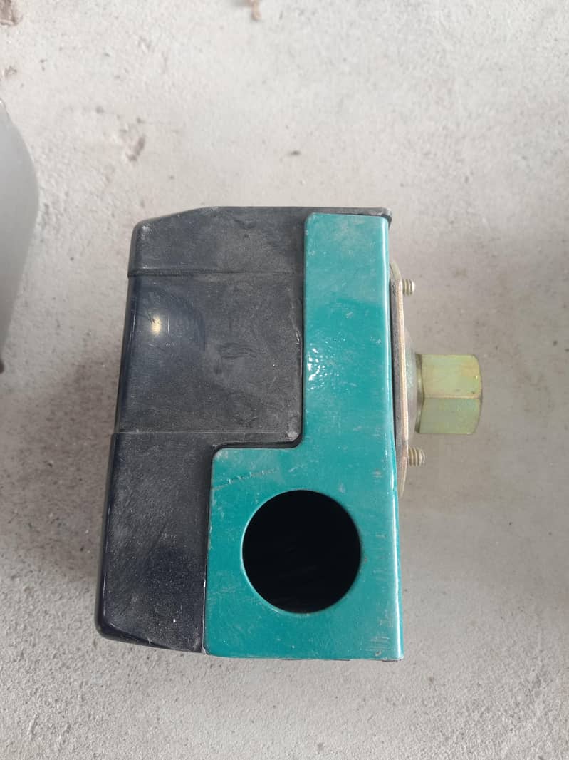 اٹو سوچ برائے پریشر واٹر ٹینک 1