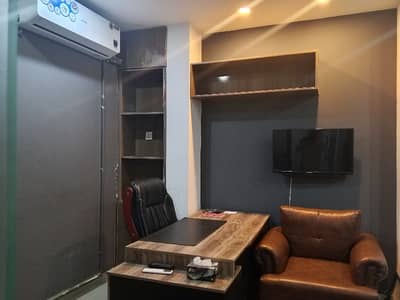 Studio typ Fully furnished corner office available for rent in G-13 4.