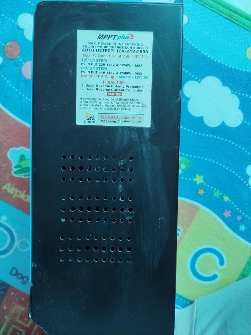 MPPT solar controller 1